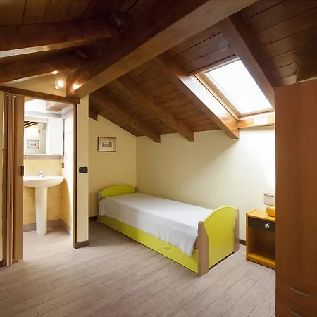 Fiore Rosso Apartment Stresa